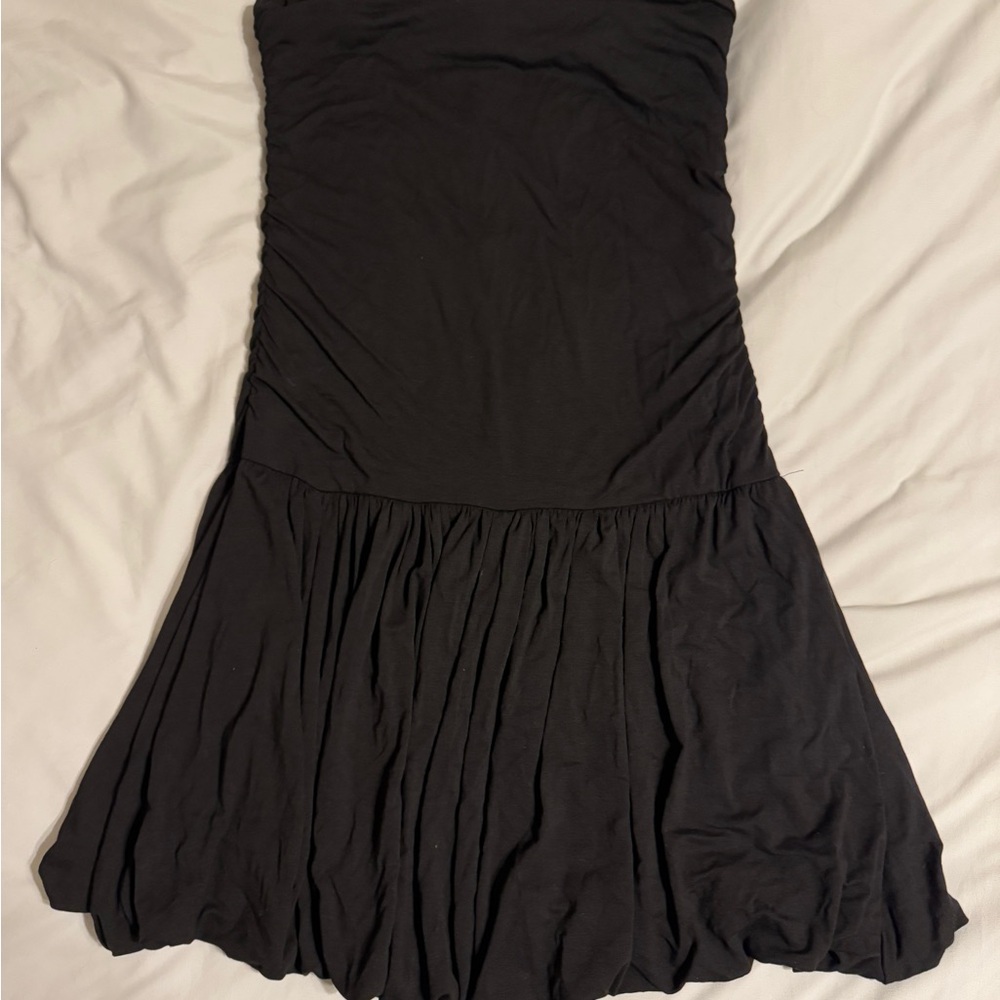 Chic Black Strapless Dress